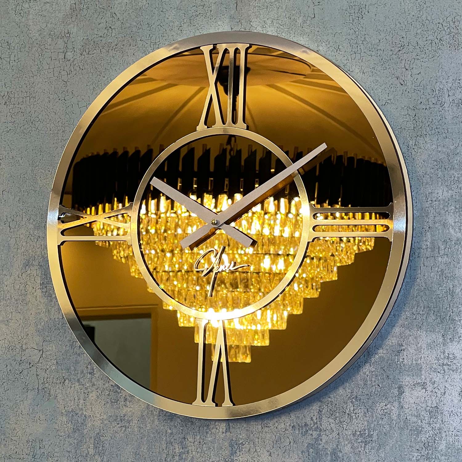 ساعت آینه ای لوکس